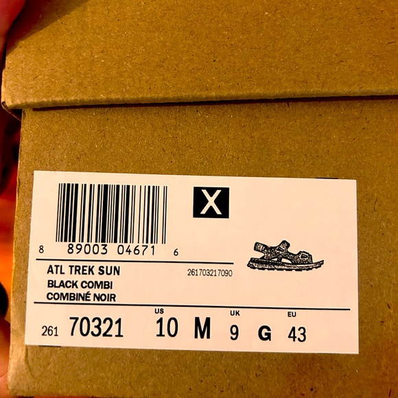 NWT original box men’s Clark sandals - Picture 3 of 5